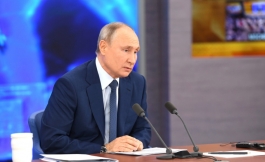 В России семьи с детьми до семи лет получат по пять тысяч рублей к новому году
